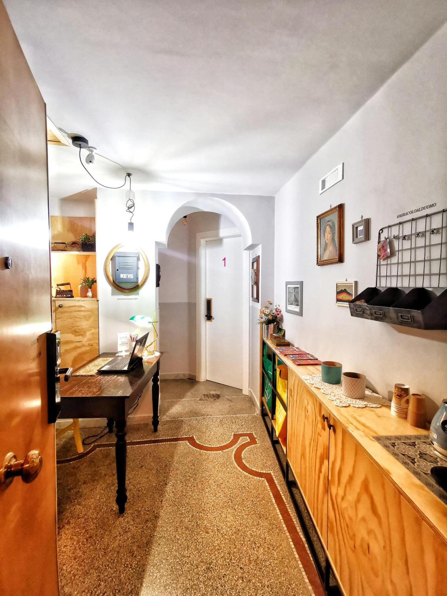 נאפולי Miracolo Al Duomo Smart Accomodations מראה חיצוני תמונה