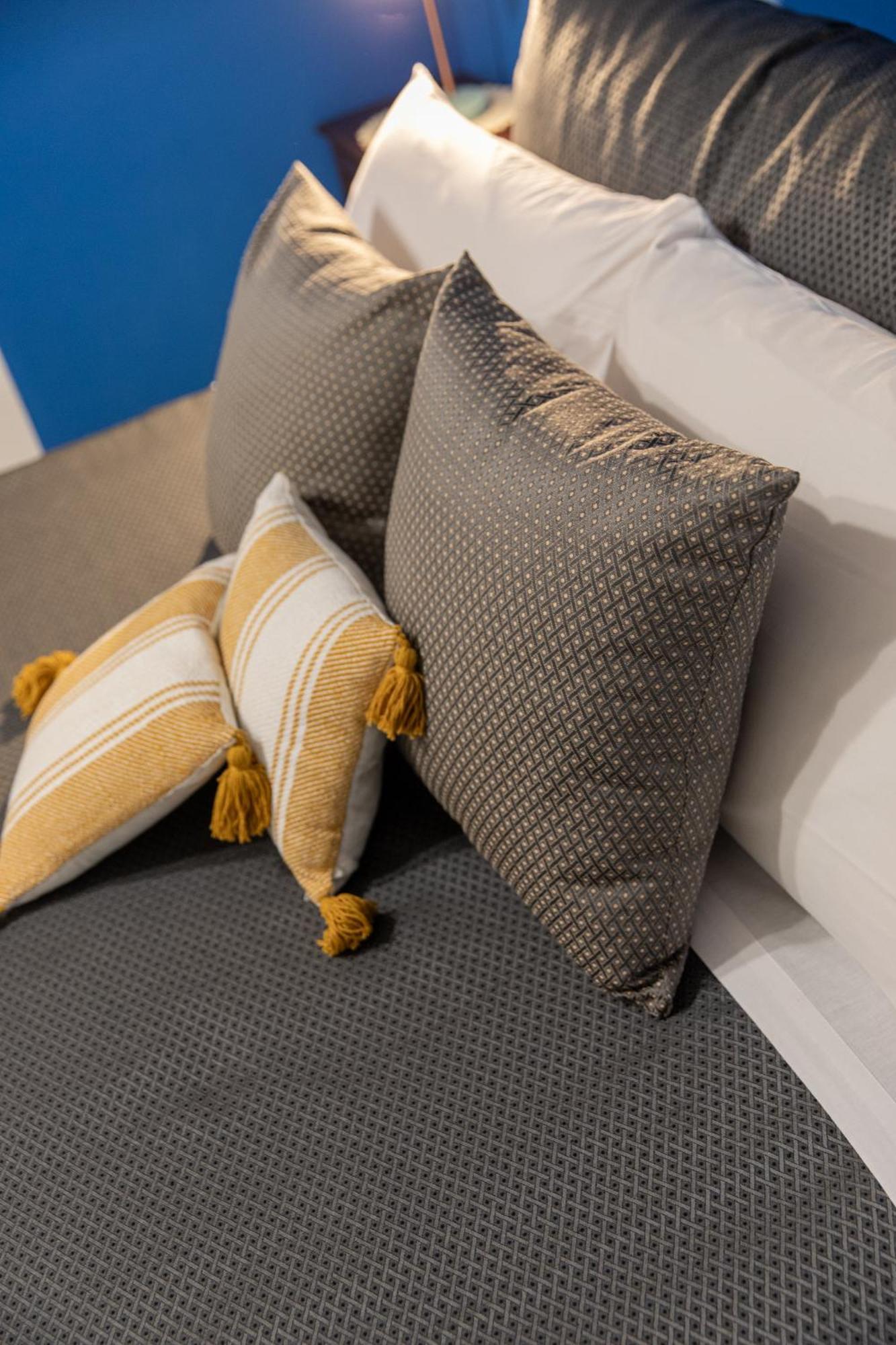נאפולי Miracolo Al Duomo Smart Accomodations מראה חיצוני תמונה